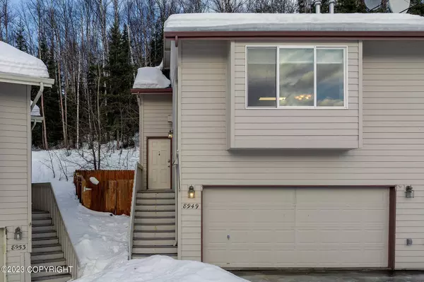 8949 Eagle Place LOOP 26, Eagle River, AK 99577