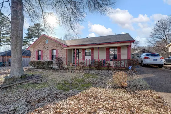 4811 BARKSHIRE DR, Memphis, TN 38141