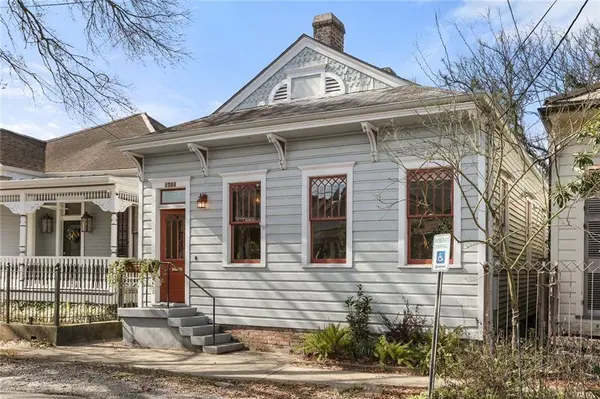 1724 GENERAL TAYLOR ST, New Orleans, LA 70115