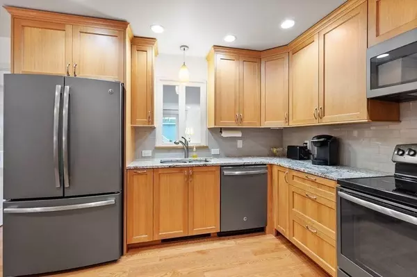 56 Ash St, Danvers, MA 01923