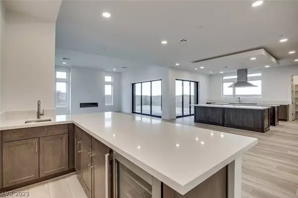 508 Cliff Terrace Avenue, Las Vegas, NV 89138