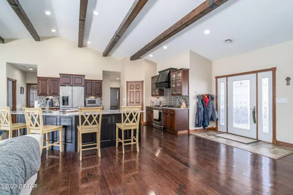 188 DESIREE Drive, Grand Forks, ND 58201