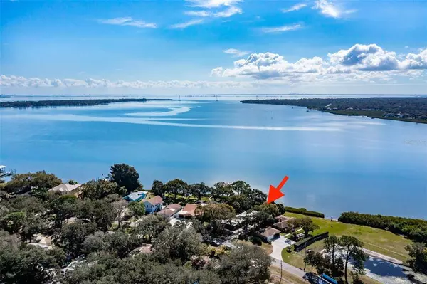 3677 SHORE BLVD, Oldsmar, FL 34677
