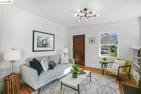 2728 Dohr St, Berkeley, CA 94702