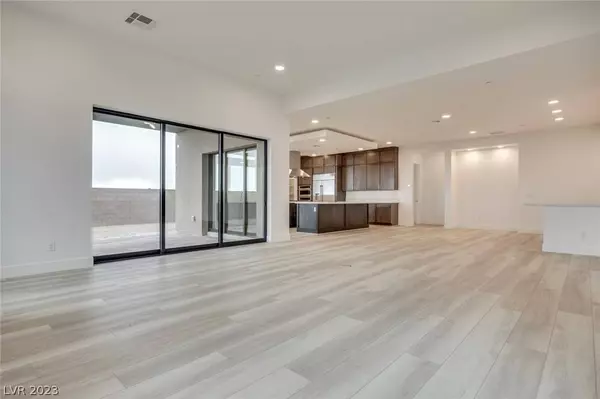 508 Cliff Terrace Avenue, Las Vegas, NV 89138