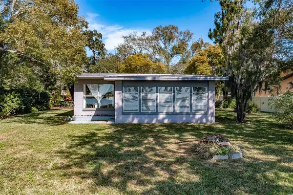 3677 SHORE BLVD, Oldsmar, FL 34677