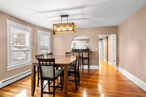 15 Columbia Rd, North Andover, MA 01845