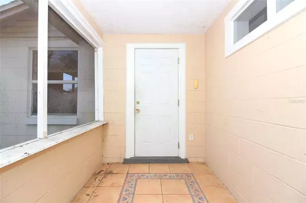 147 DELEON RD, Debary, FL 32713