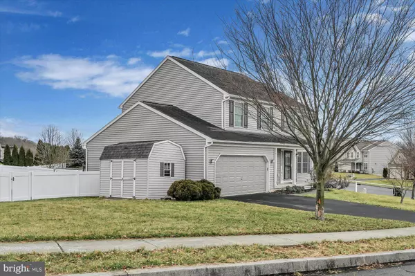 50 WILDFLOWER CIR, Lebanon, PA 17046