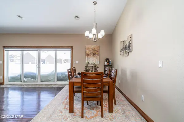 188 DESIREE Drive, Grand Forks, ND 58201