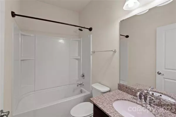 128 Alborn DR, Mooresville, NC 28115