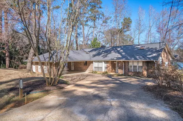 1111 Fairway Drive W, Hideaway, TX 75771