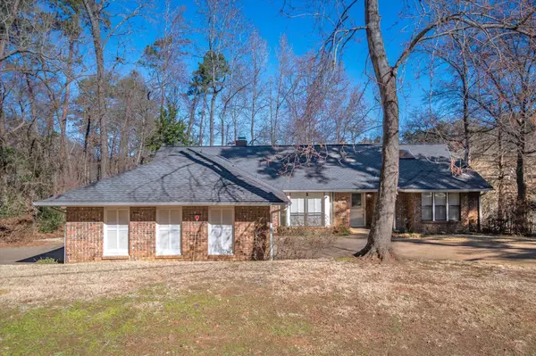 1111 Fairway Drive W, Hideaway, TX 75771