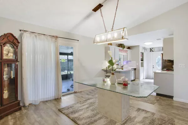 5704 Myrtle DR, Fort Pierce, FL 34982