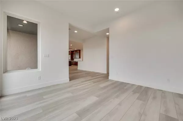 508 Cliff Terrace Avenue, Las Vegas, NV 89138