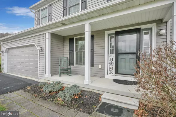 50 WILDFLOWER CIR, Lebanon, PA 17046