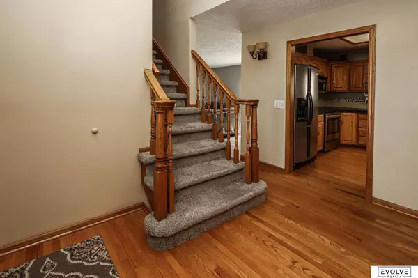 10415 Monroe Street, Omaha, NE 68127