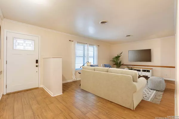 10907 Wedgewood Dr, San Antonio, TX 78230