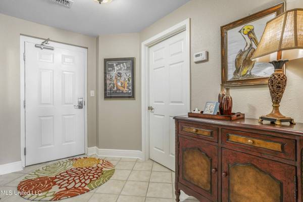 2668 Beach Boulevard #1705, Biloxi, MS 39531