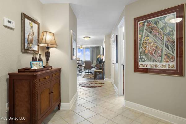 2668 Beach Boulevard #1705, Biloxi, MS 39531