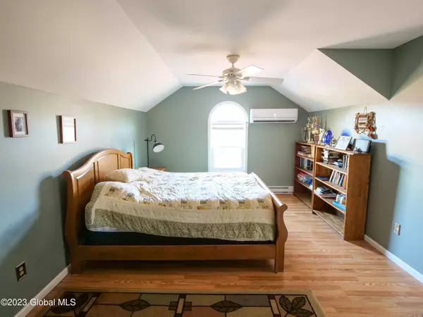 26 Joyce Road, Stillwater, NY 12118