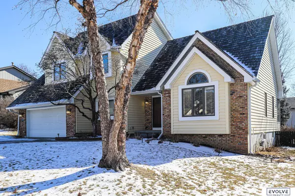 10415 Monroe Street, Omaha, NE 68127