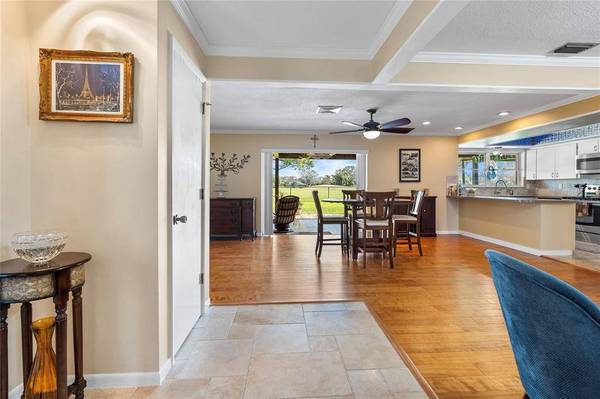 7005 AUGUSTA BLVD, Seminole, FL 33777