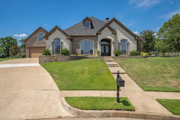 1512 Camden Court, Lindale, TX 75771