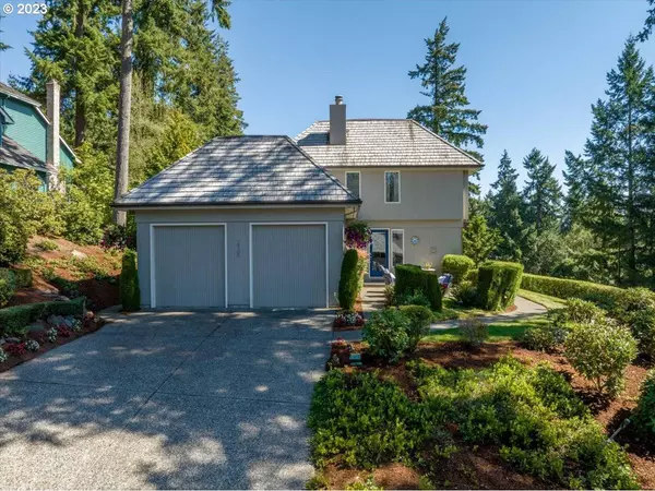 2905 SW COMUS ST, Portland, OR 97219