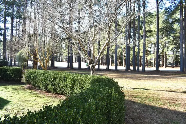 237 Plantation Dr., Manning, SC 29102