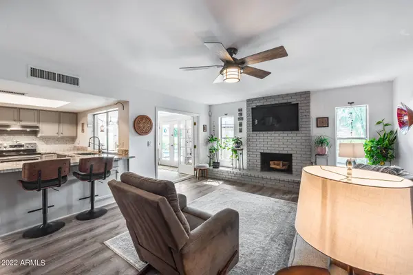 6249 E GELDING Drive, Scottsdale, AZ 85254
