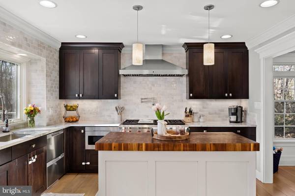 12 MOON WAY, Medford, NJ 08055