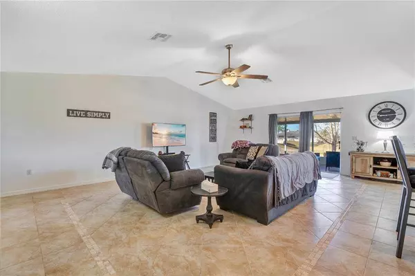 141 WINSOR AVE, Davenport, FL 33837