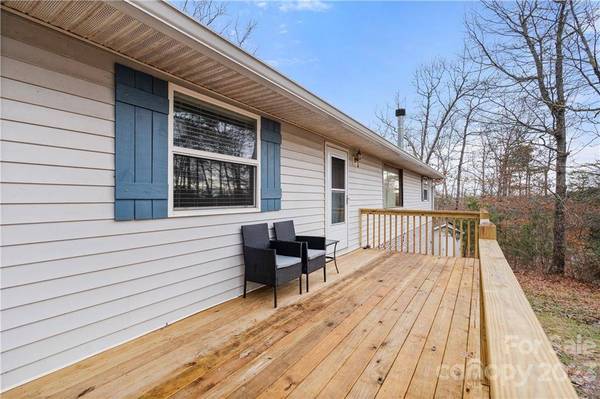 183 Brians View DR, Hendersonville, NC 28792