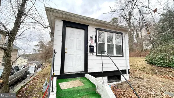 25 OSBORNE AVE, Pine Hill, NJ 08021