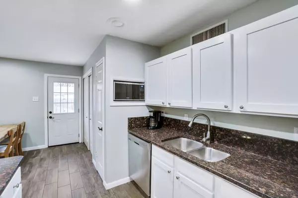 5201 Runyon Drive, The Colony, TX 75056