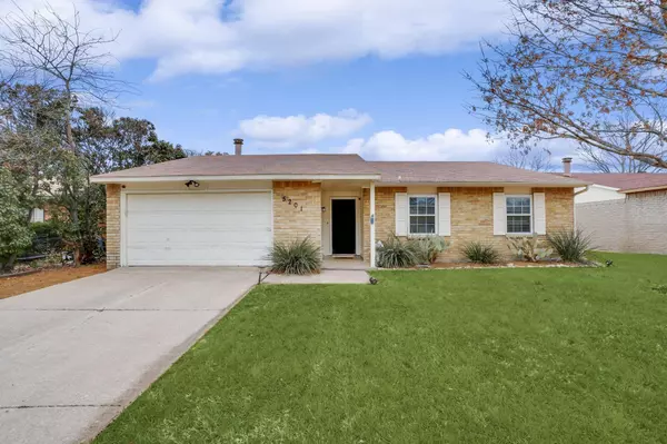 5201 Runyon Drive, The Colony, TX 75056