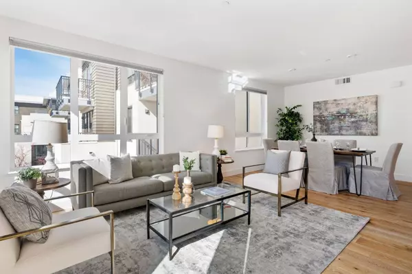 1101 W El Camino Real 302, Mountain View, CA 94040