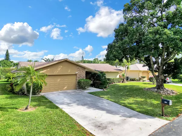 817 NW 23rd LN, Delray Beach, FL 33445