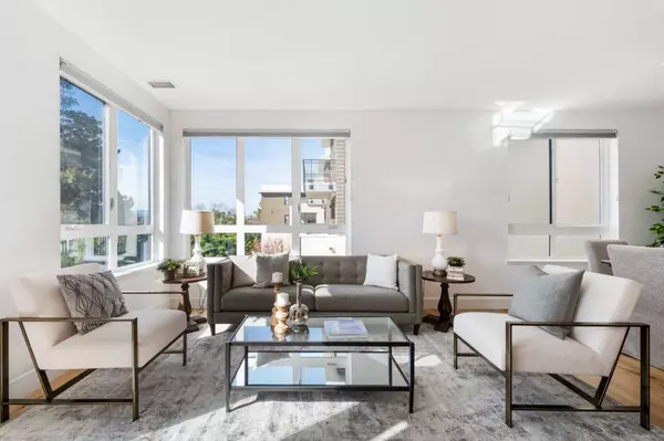 1101 W El Camino Real 302, Mountain View, CA 94040