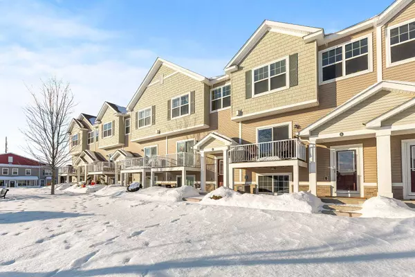 1961 Commonwealth BLVD #5, Chanhassen, MN 55317