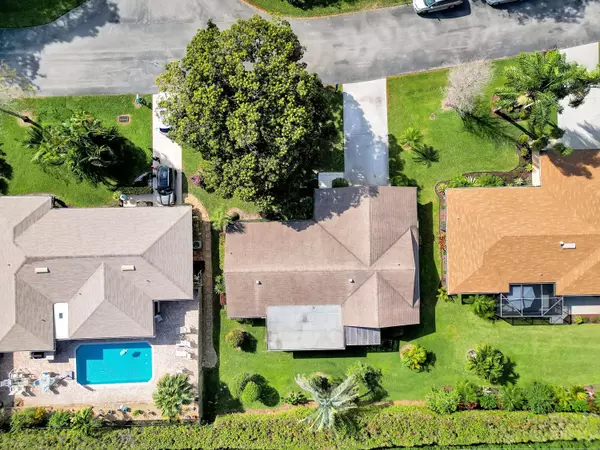 817 NW 23rd LN, Delray Beach, FL 33445