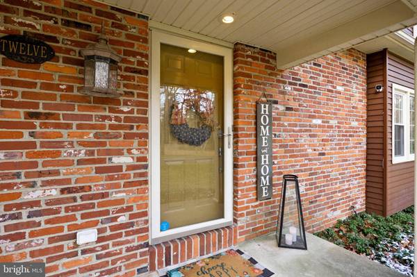 12 MOON WAY, Medford, NJ 08055