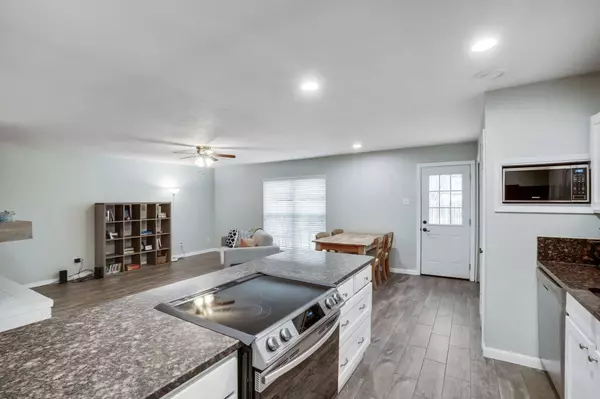 5201 Runyon Drive, The Colony, TX 75056