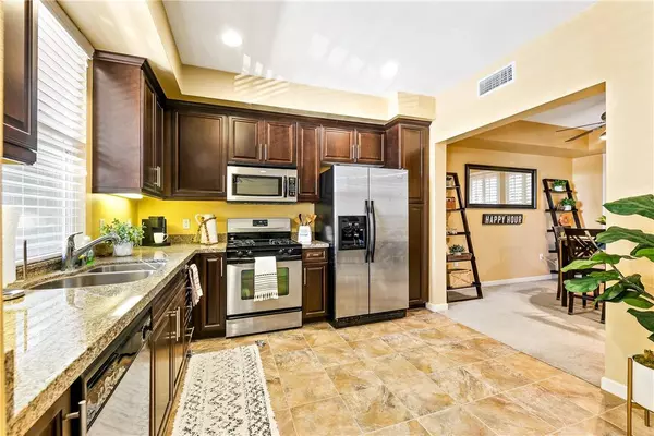 12842 Palm ST W #105, Garden Grove, CA 92840