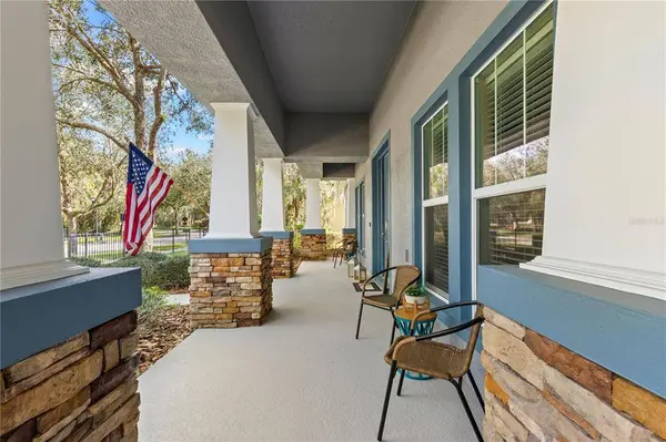 5908 FISHHAWK CROSSING BLVD, Lithia, FL 33547