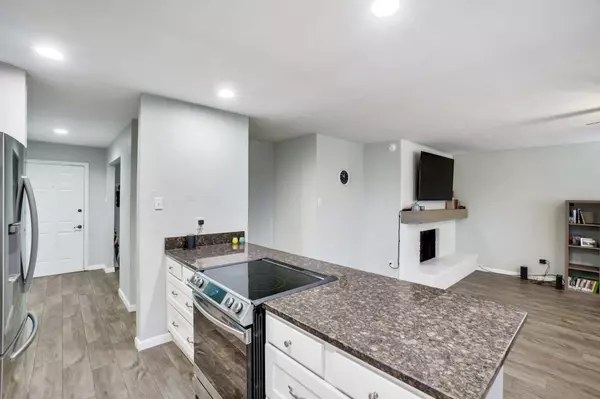 5201 Runyon Drive, The Colony, TX 75056