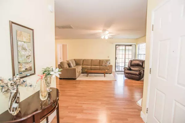 9678 Gage ST, Elk Grove, CA 95624