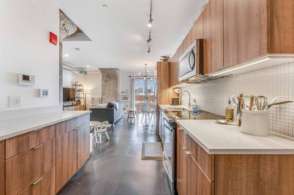 9 Medford St #313, Somerville, MA 02143