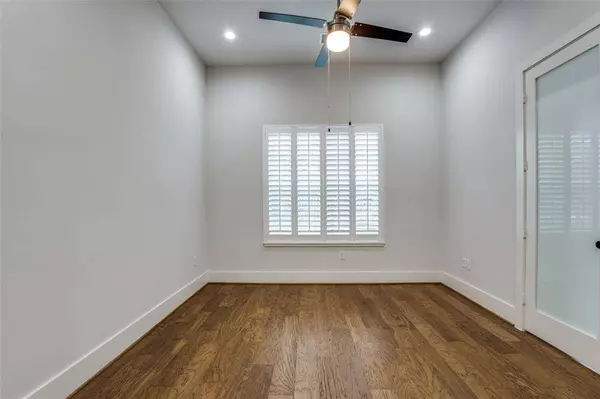 204 Burr ST #C, Houston, TX 77011